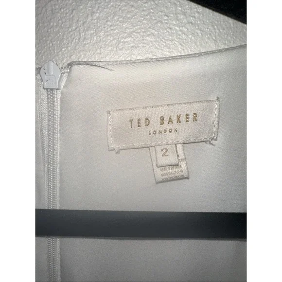 Ted Baker London Astrid‎ Pencil Dress White Long Sleeve Size 2